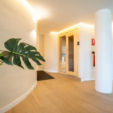 Exclusive 1 Line In With Panoramic Views Apartment Marbella