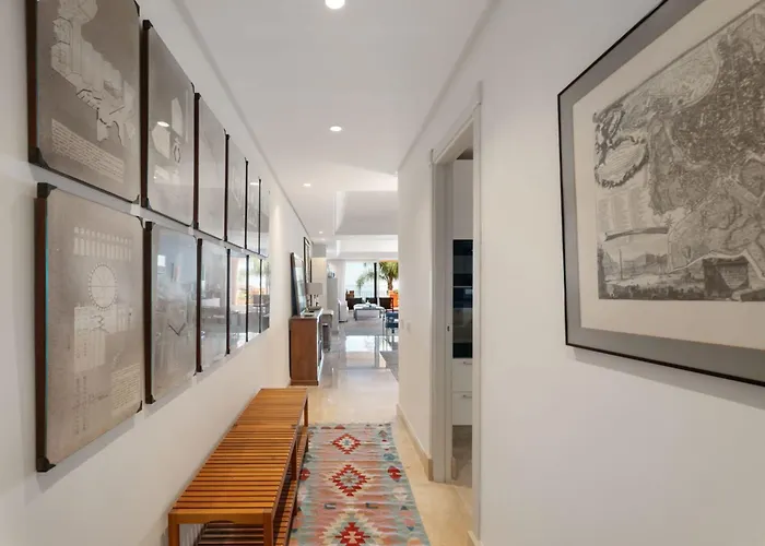 Apartment Front Line Beach Apt With Panoramic Views Rdr547 *