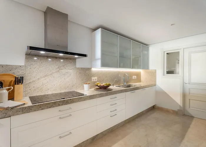Front Line Beach Apt With Panoramic Views Rdr547 Appartement Marbellac